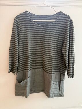 ROOLEE Gray Striped Pocket Tunic Top sz S